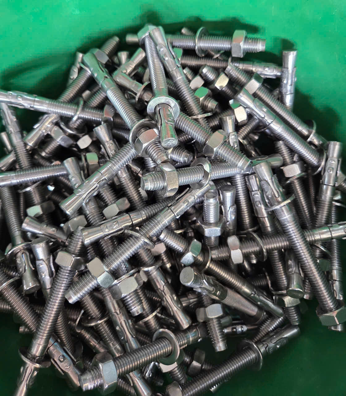 Bulong nở 3 cánh inox 304 M12x120