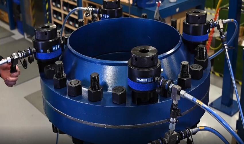 Ứng dụng của bu lông lắp máy 